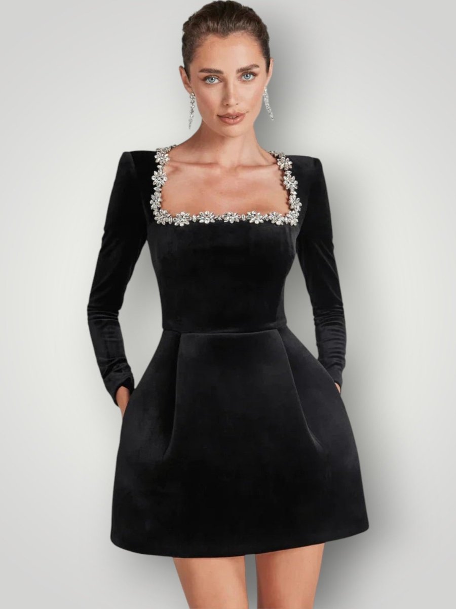 BRITNEY | FLØYELSKJOLE - Nordic Boutique & Co.