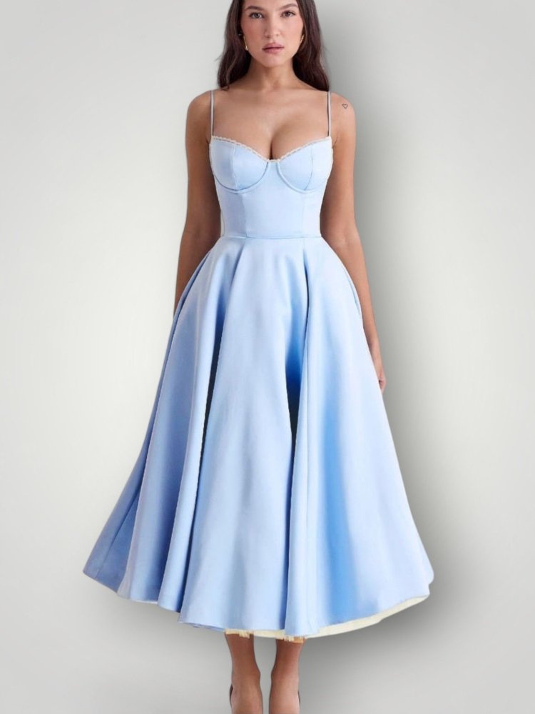 JULIA | STILFULL KJOLE – fra Nordic Boutique & Co. | Nordic Boutique & Co.