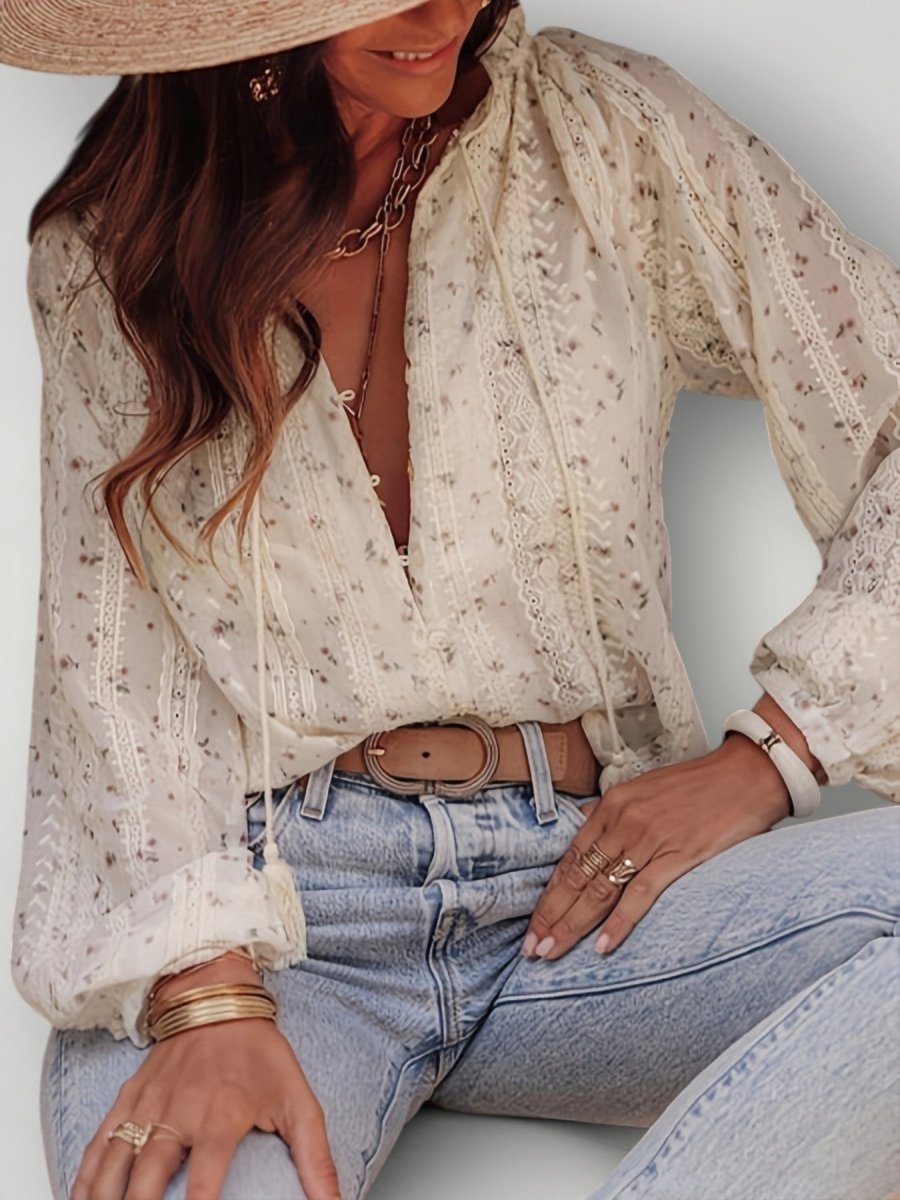 KARIN | BLOMSTERBLUSE – fra Nordic Boutique & Co. | Nordic Boutique & Co.