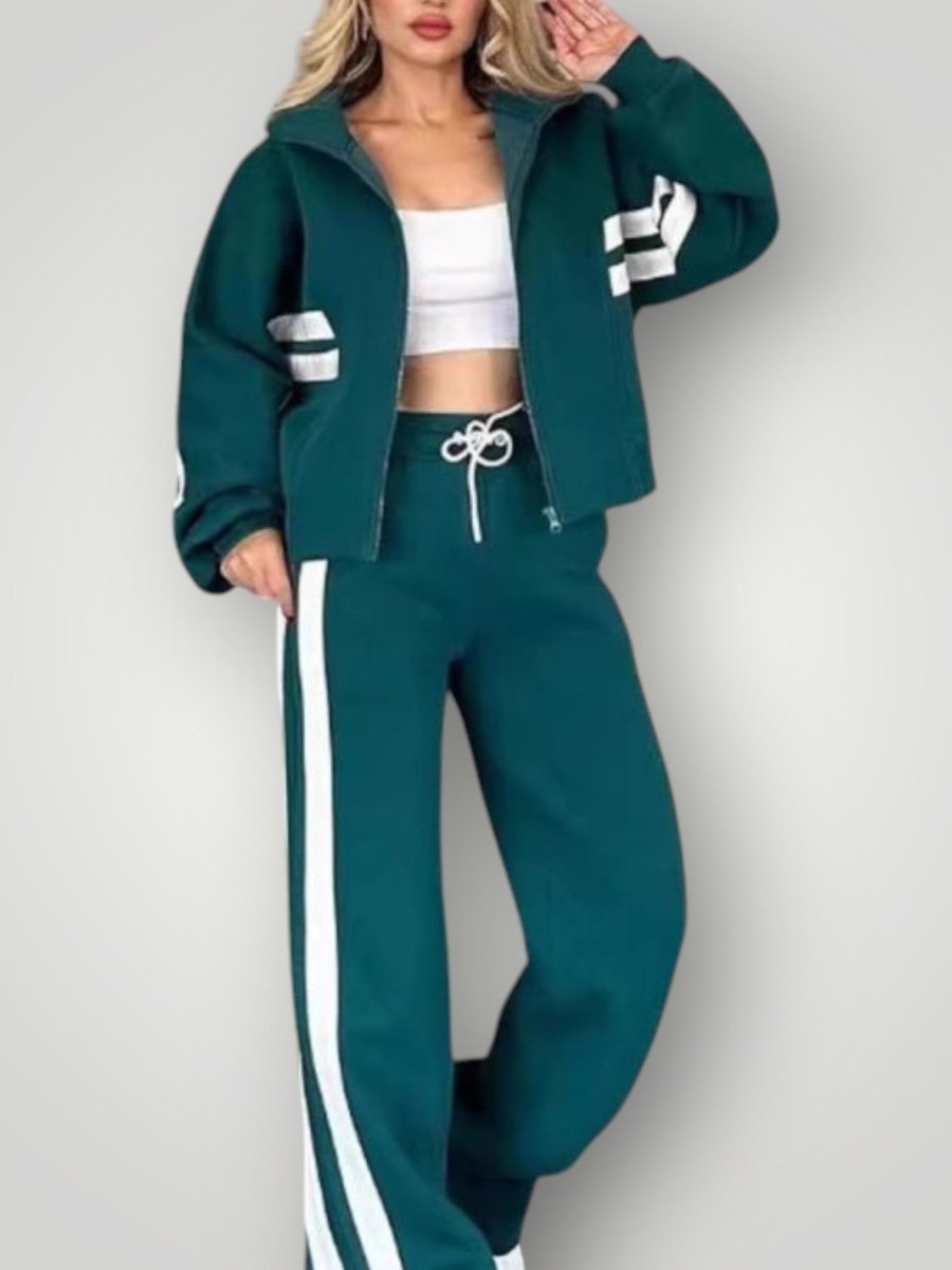 LINNEA | STILIG STRIPET SETT – fra Nordic Boutique & Co. | Nordic Boutique & Co.