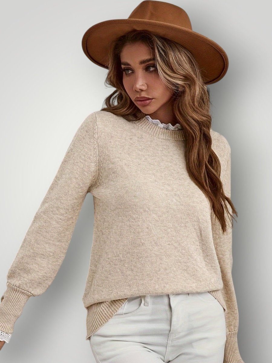 LOVISE | LACE RUFFLE GENSER - Nordic Boutique & Co.