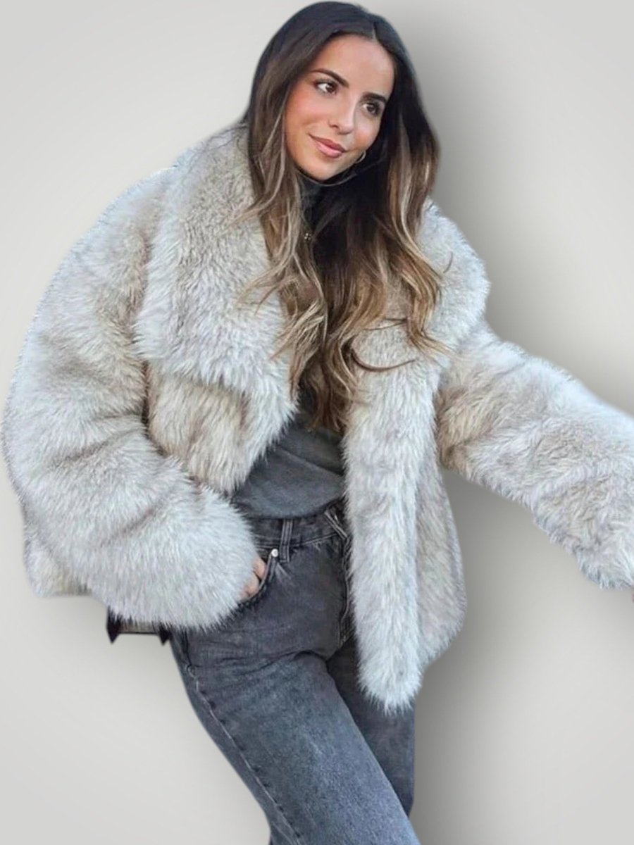 MACY | PELSJAKKE I FUSKEPELS – fra Nordic Boutique & Co. | Nordic Boutique & Co.